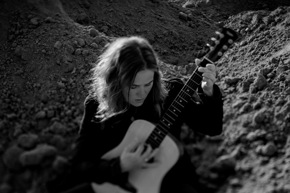 Künstlerportrait der Songwriterin Sarah Brendel in Dresden