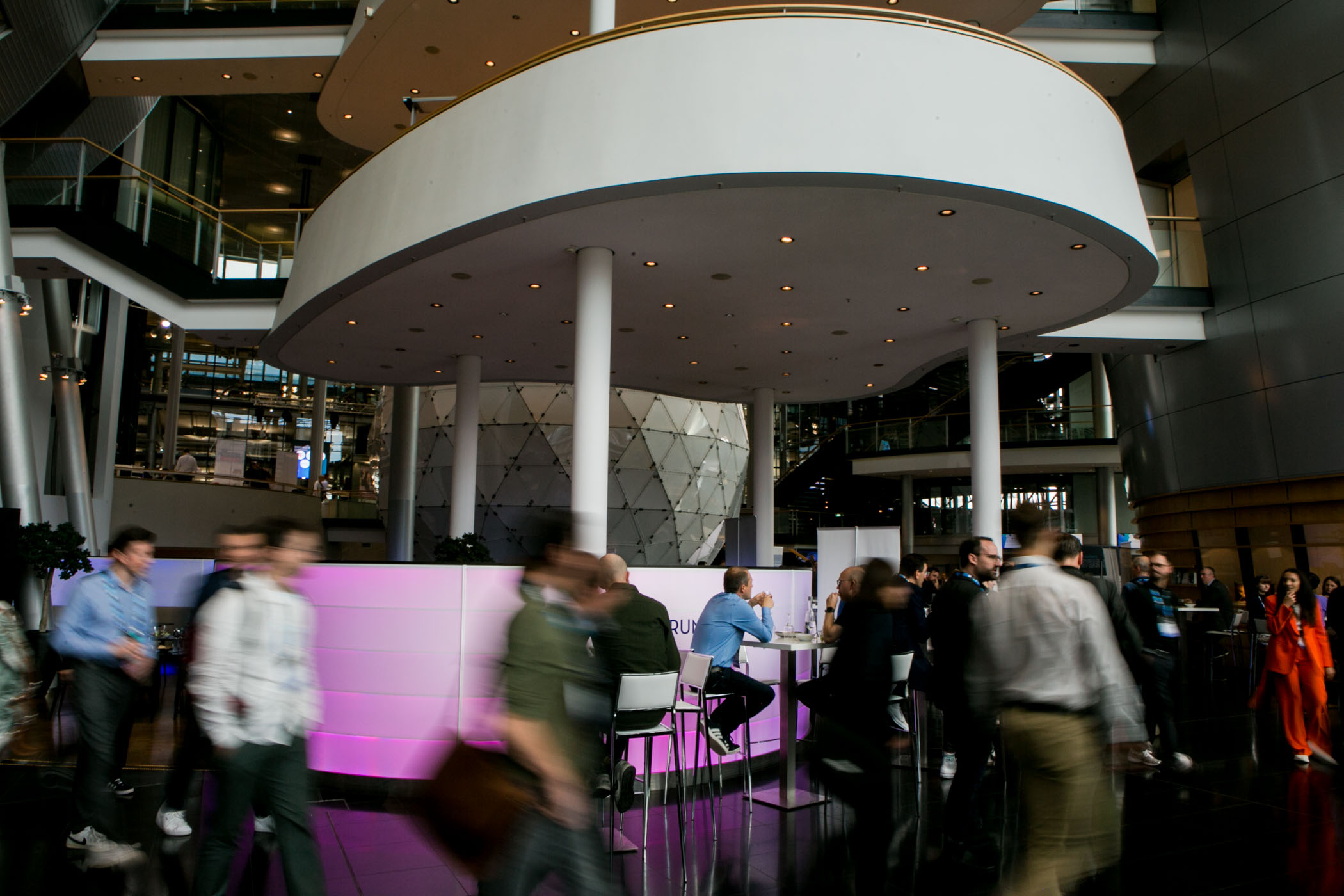 Event-Reportage von der hub:disrupt 2023 // Eventfotograf in Dresden