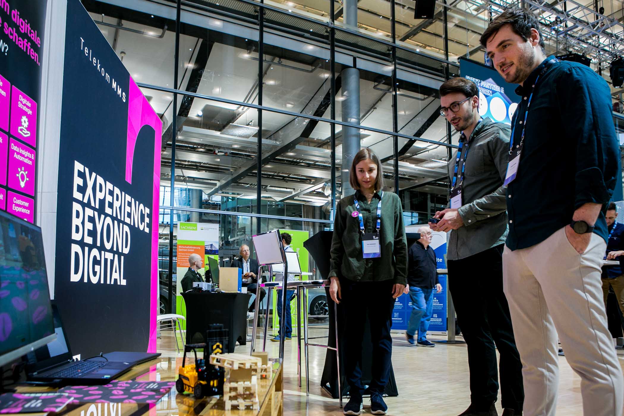 Event-Reportage von der hub:disrupt 2023 // Eventfotograf in Dresden